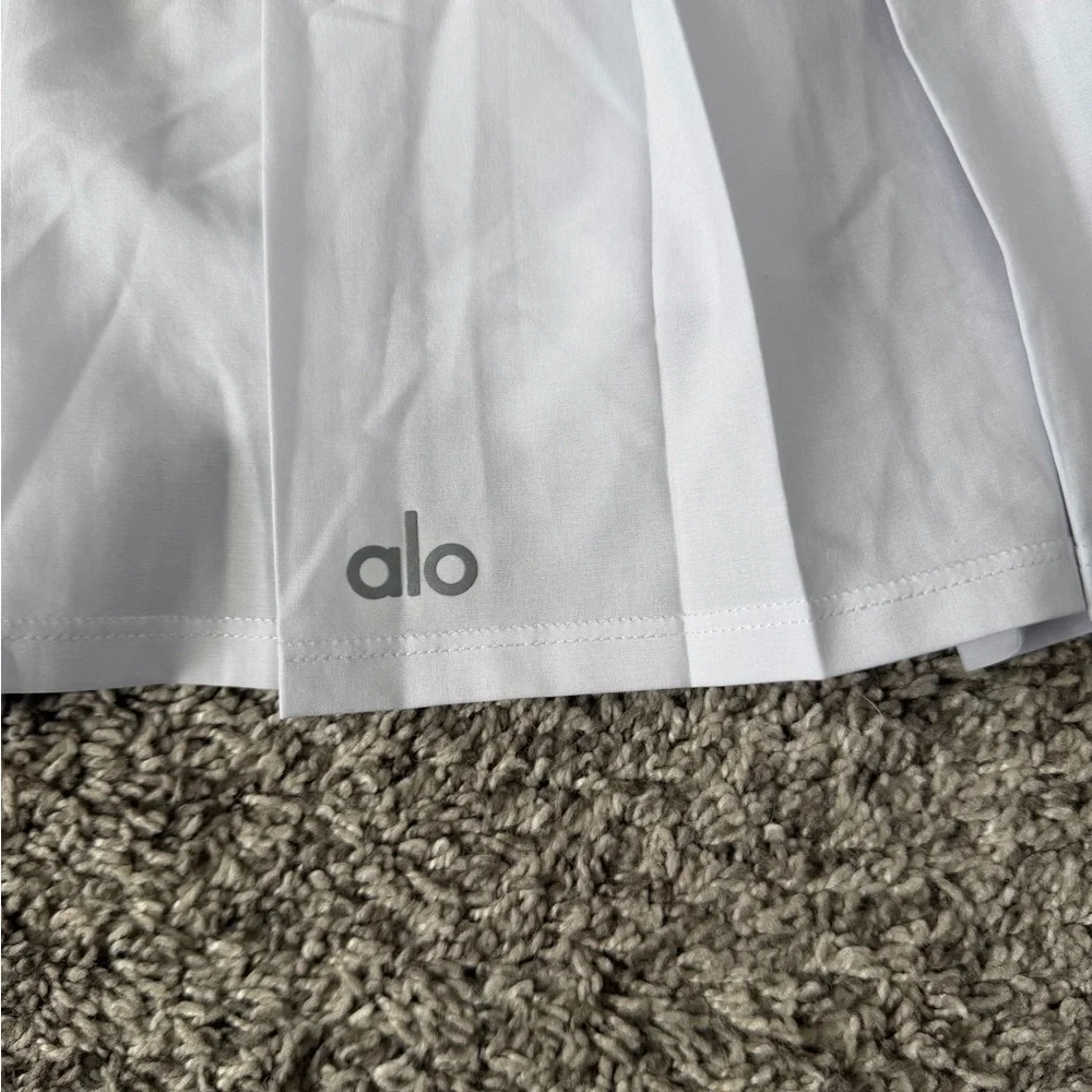 ALO Yoga White Varsity Tennis Skirt - Picture 2 of 10